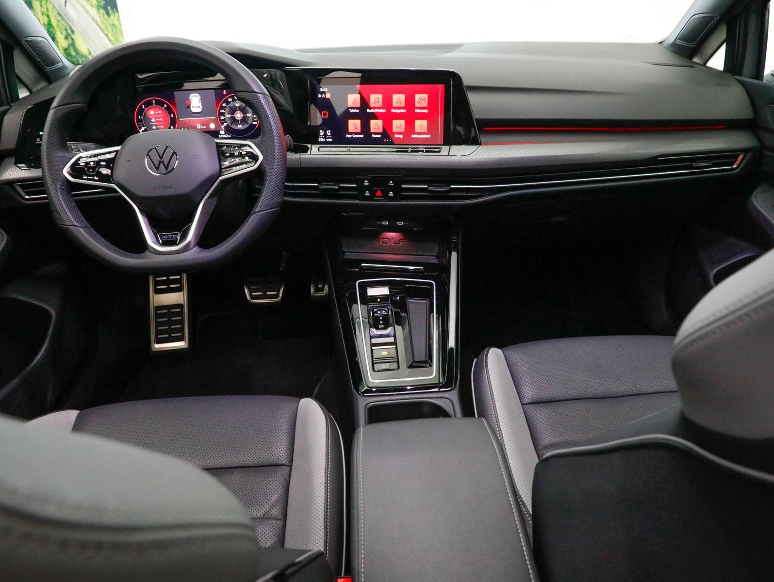 Volkswagen Golf GTD 2.0 TDI DSG AHK Matrix Kam. Pano HUD