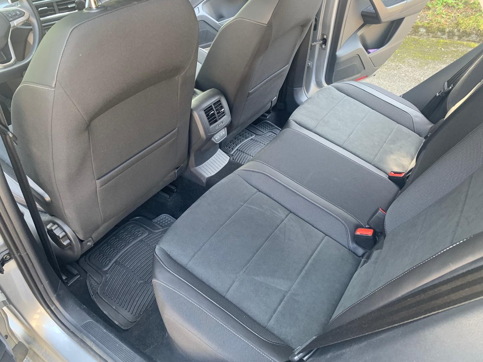 Volkswagen T-Roc Move 1.5 TSI DSG - Samsaru's Car Outlet