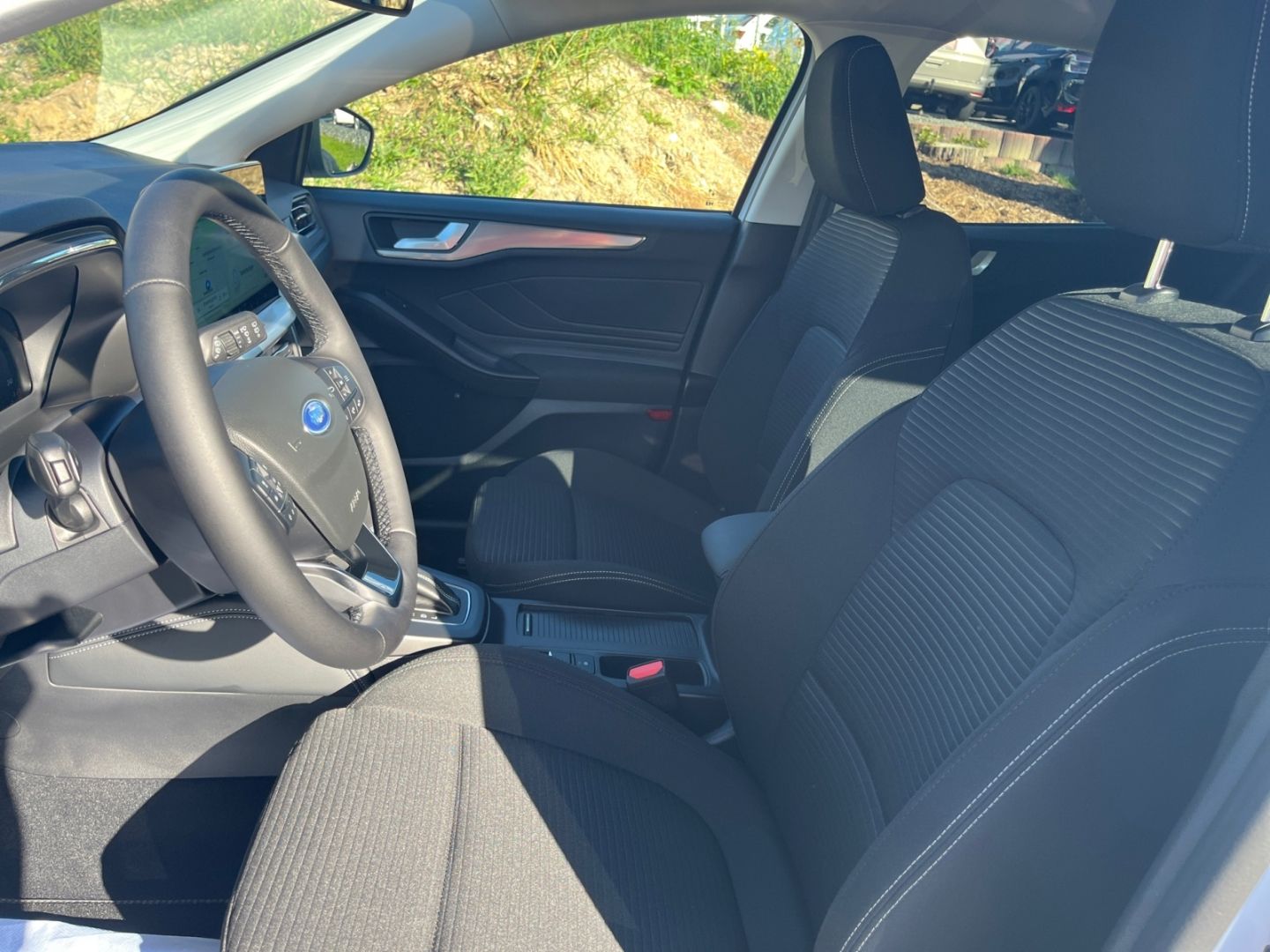 Ford Focus Turnier Titanium X Ganzj.-Reifen Winterpak
