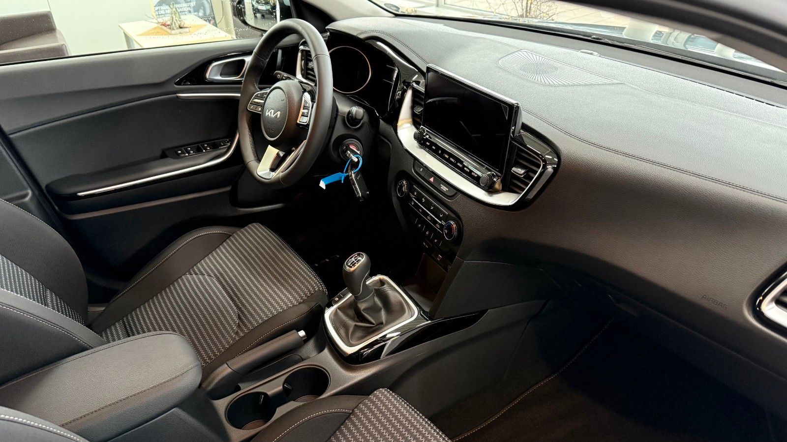 Kia Ceed 1.0T-GDI 100 PS Vision - Samsaru's Car Outlet
