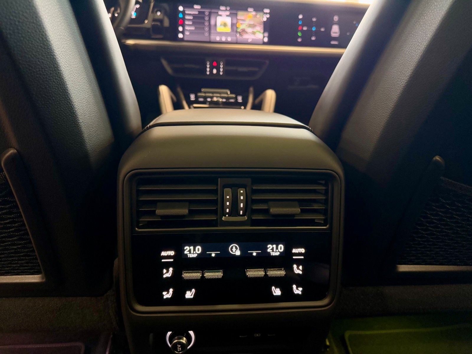 Porsche Cayenne S HeadUP/ACC/Panorama/Luftfederung/22"