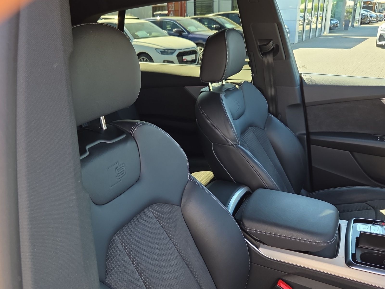 Audi Q8 SUV 55 TFSI quattro*S line*AHK*Tour*HD Matrix