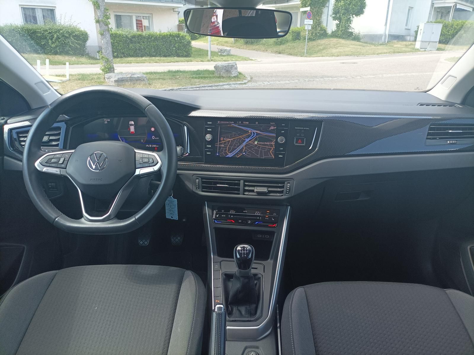Volkswagen Taigo 1.0 TSI Life - Samsaru's Car Outlet
