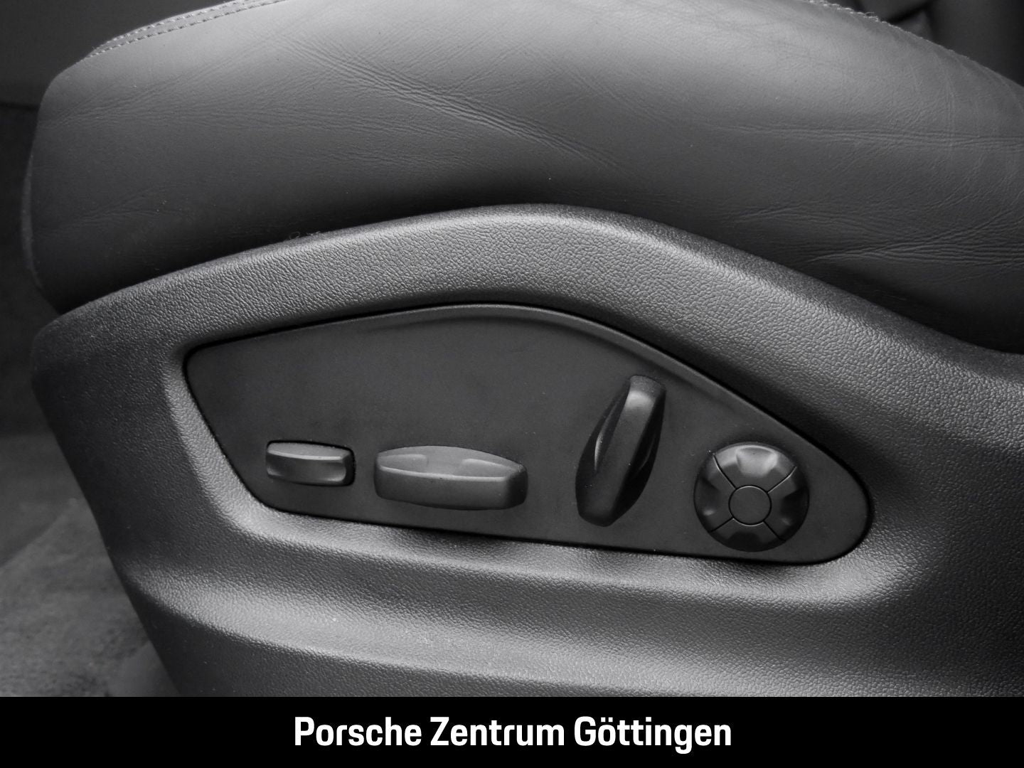 Porsche Cayenne S E-Hybrid BOSE Sportabgasanlage LED