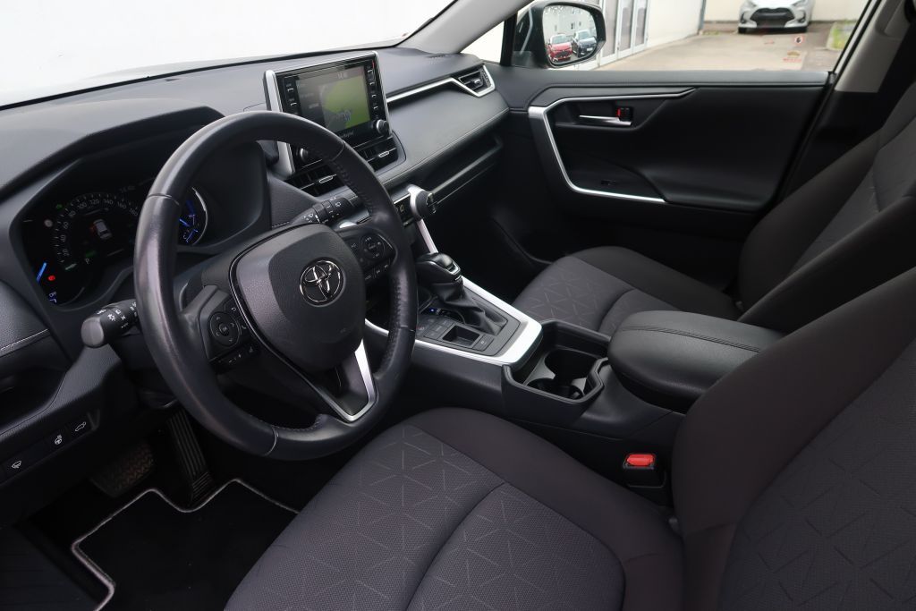 Toyota RAV 4 2.5 4x2 Hybrid - Samsaru's Car Outlet