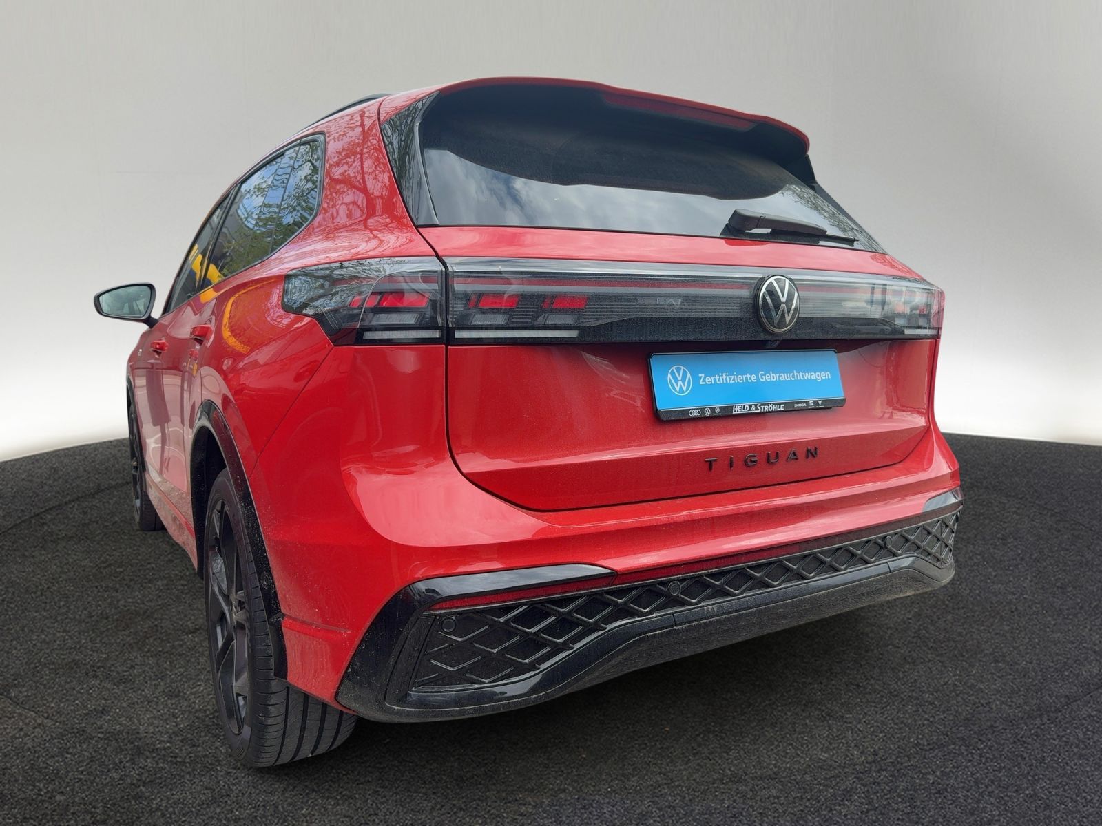 Volkswagen Tiguan R-Line Black Style TSI eHybrid AHK PANO