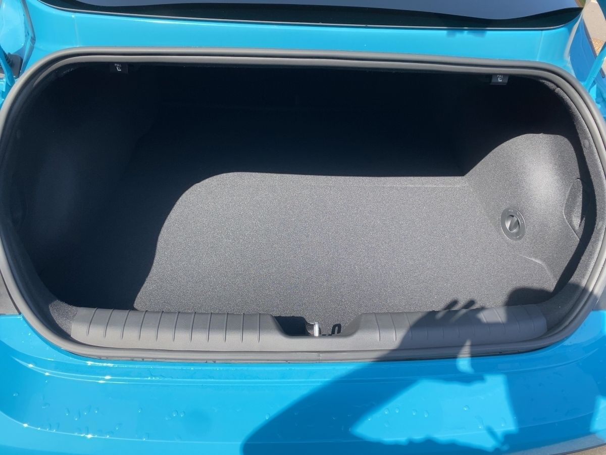 Hyundai IONIQ 6 4WD 77,4kWh UNIQ, Voll dig. Außenspiegel