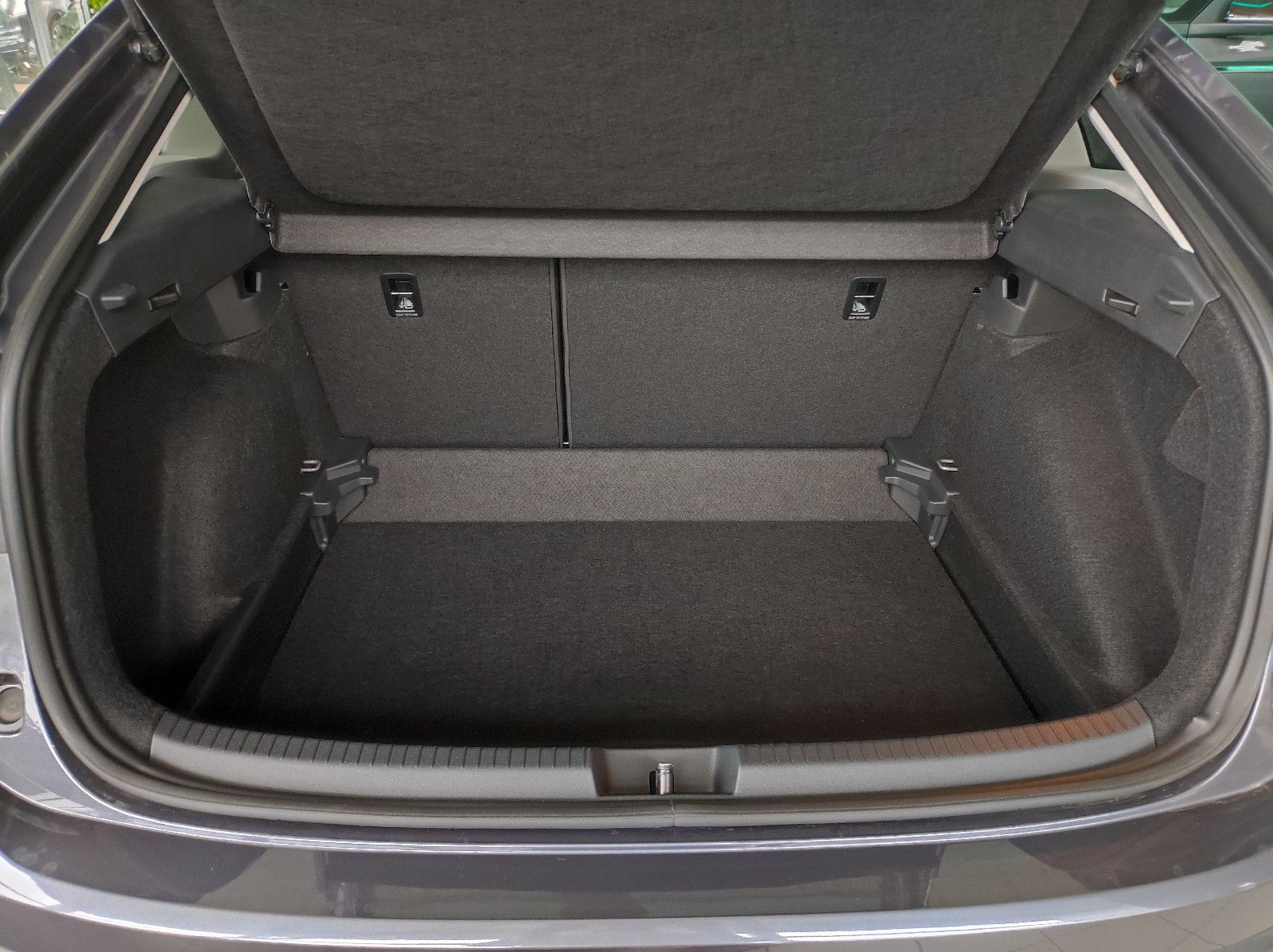 Volkswagen Taigo 1.0 TSI DSG Style - Samsaru's Car Outlet