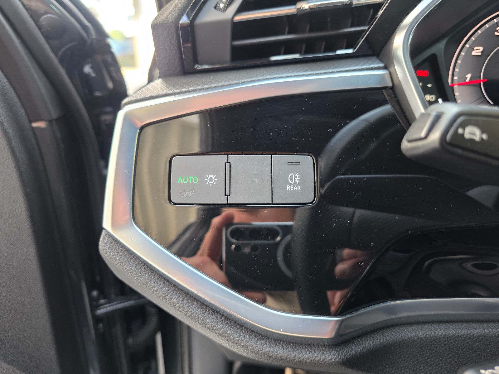 Audi Q3 Sportback 40TFSI quattro S Line - Samsaru's Car Outlet