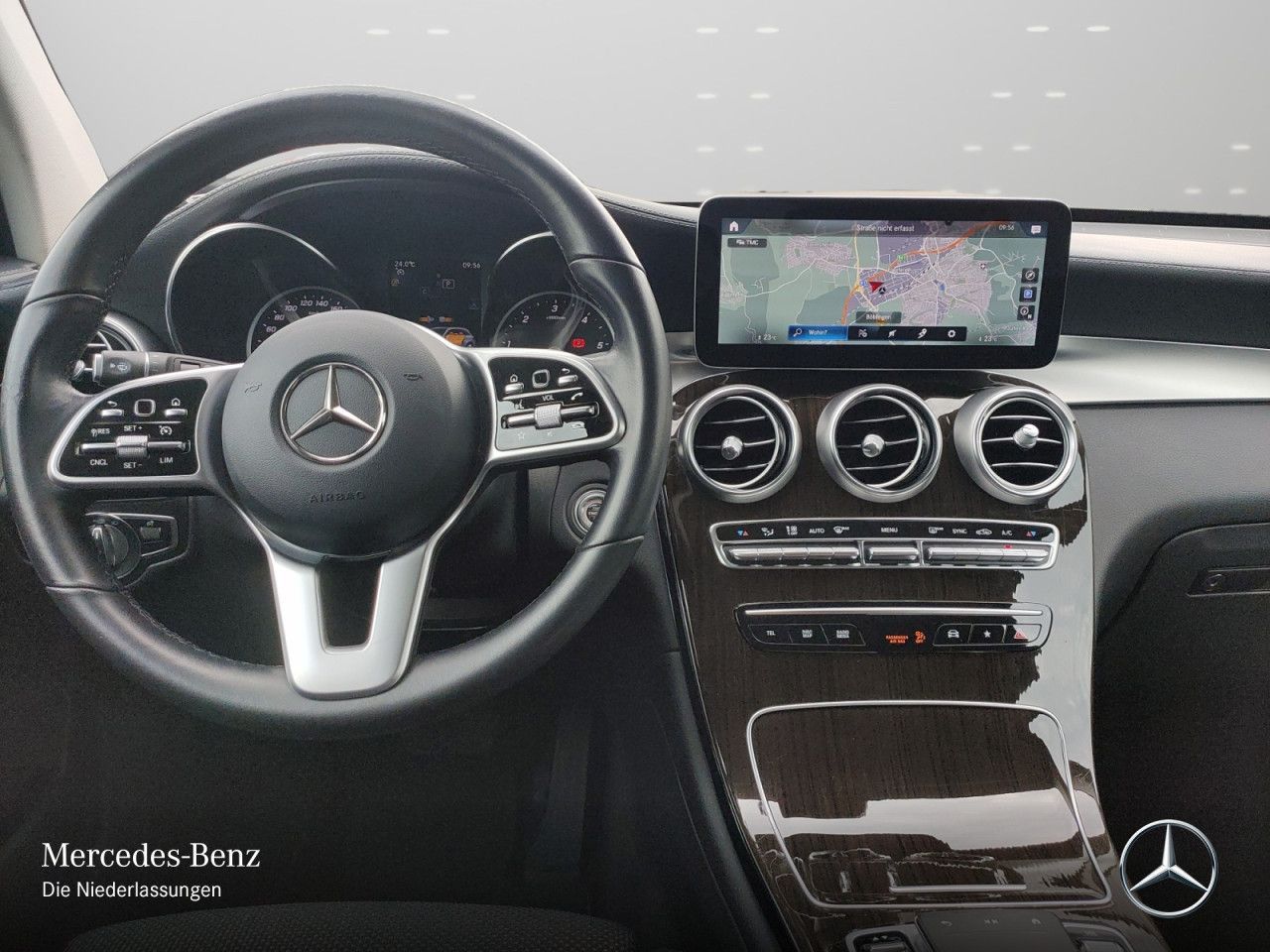 Mercedes-Benz GLC 300 d 4M Exclusive - Samsaru's Car Outlet