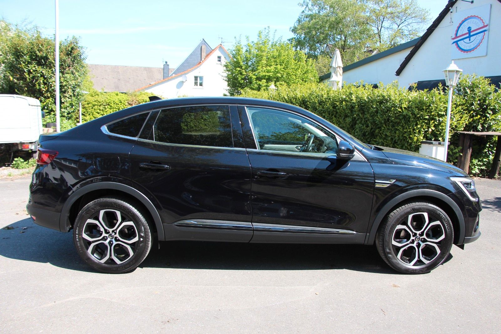 Renault Arkana Mild Hybrid 140 EDC Techno - Samsaru's Car Outlet