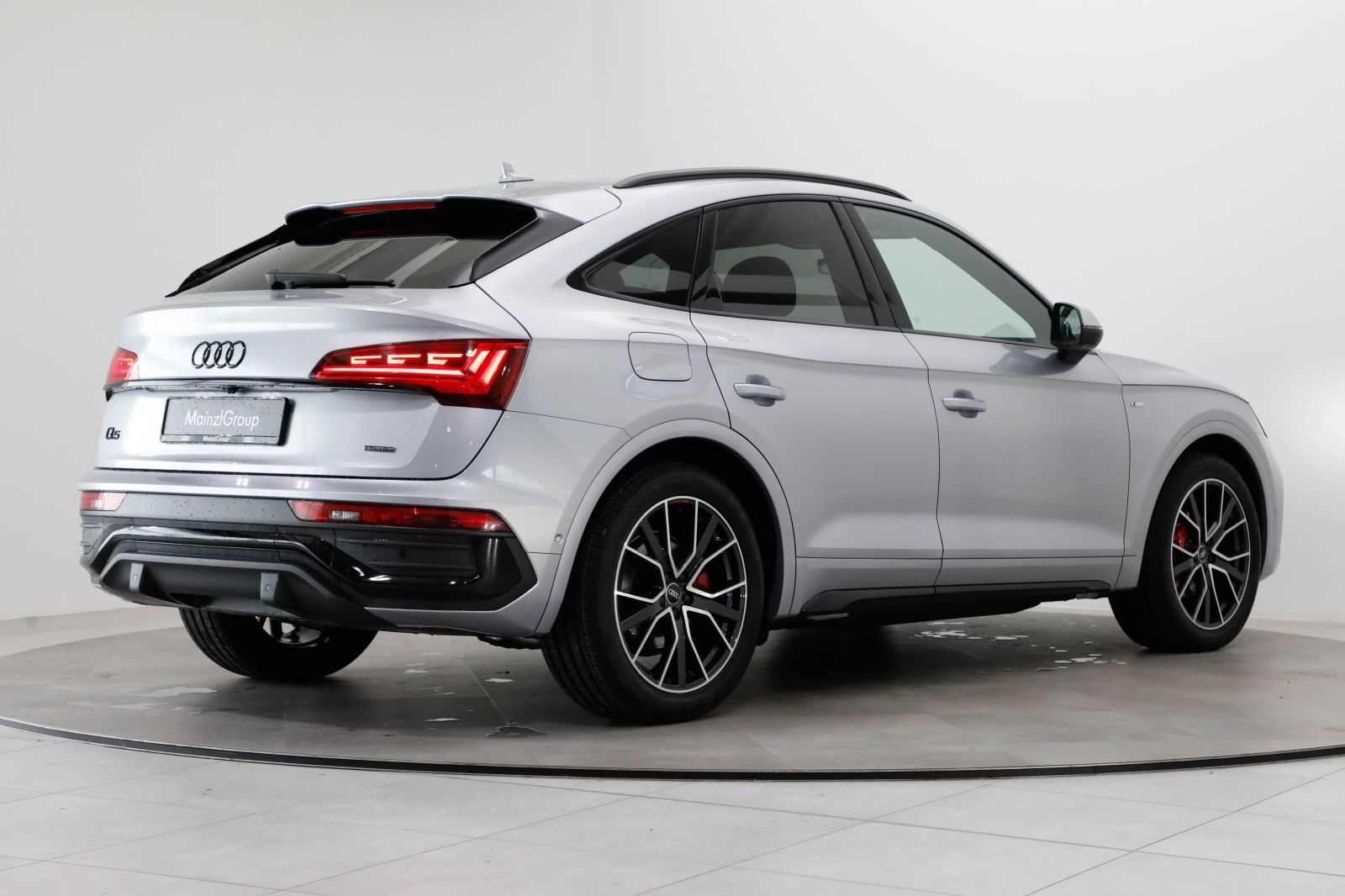 Audi Q5 Sportback 40 TDI quattro S line StdHzg Matrix