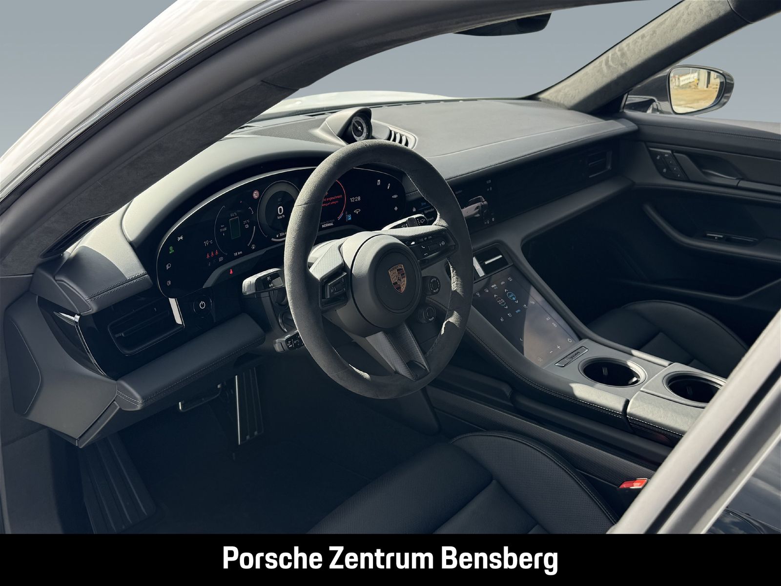 Porsche Taycan GTS Sport Turismo