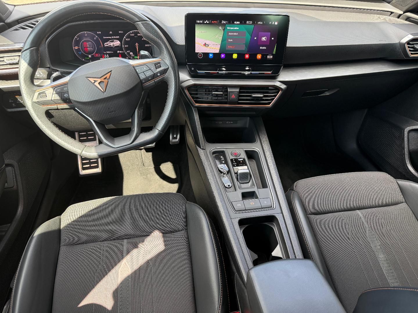 Cupra Leon VZ 1.4 e-Hybrid - Samsaru's Car Outlet