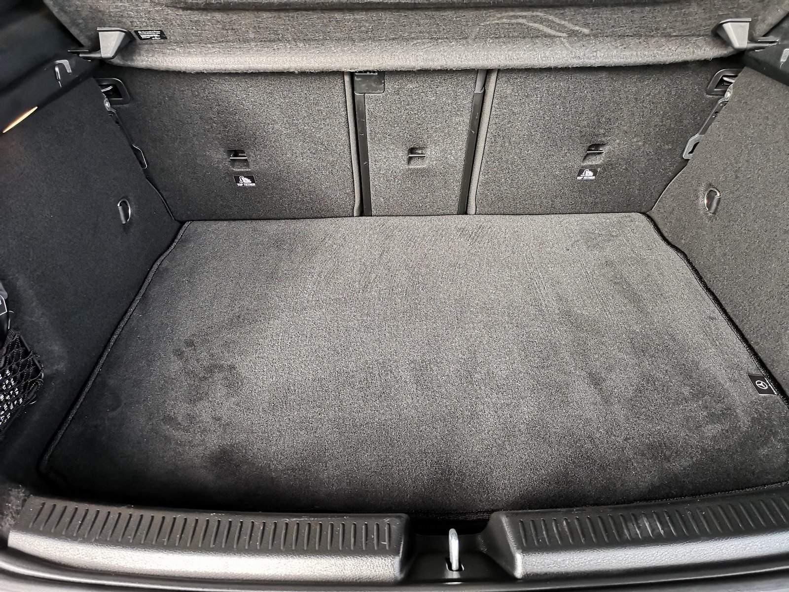 Mercedes-Benz A 200 AMG Line - Samsaru's Car Outlet