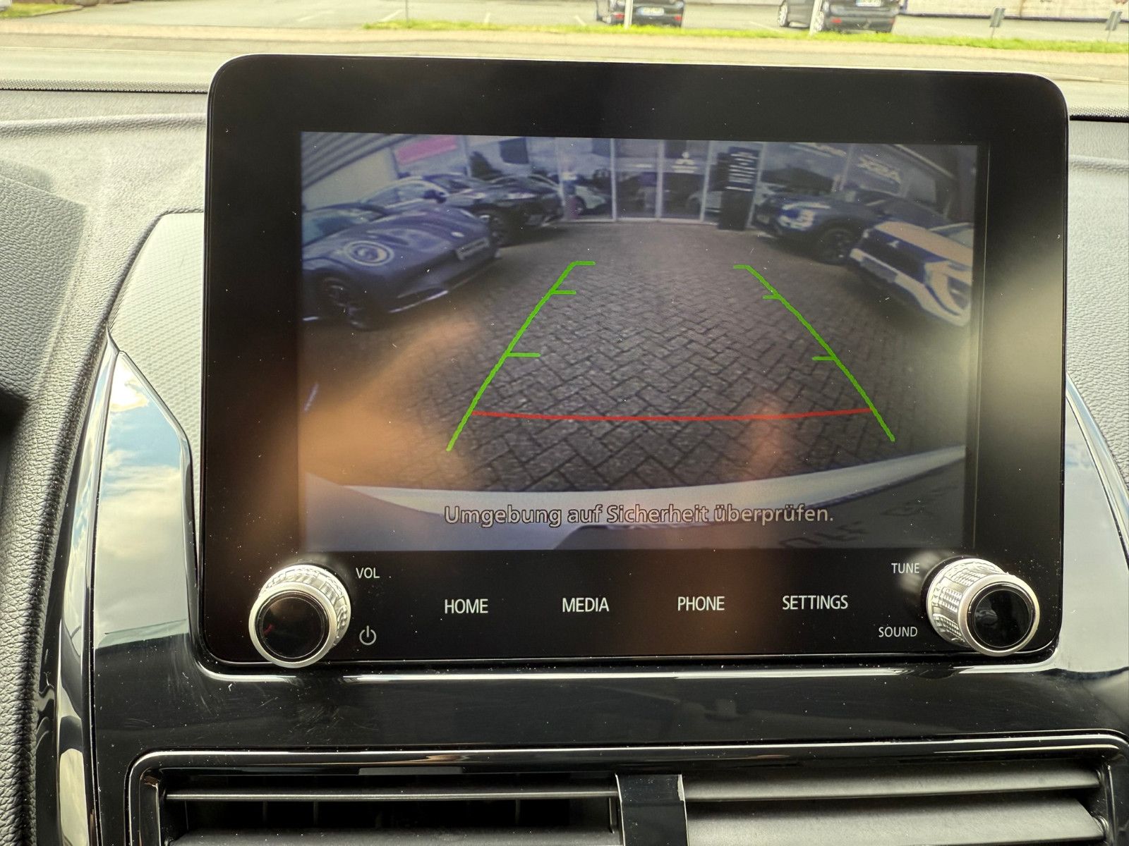 Mitsubishi Eclipse Cross PHEV Basis - Samsaru's Car Outlet