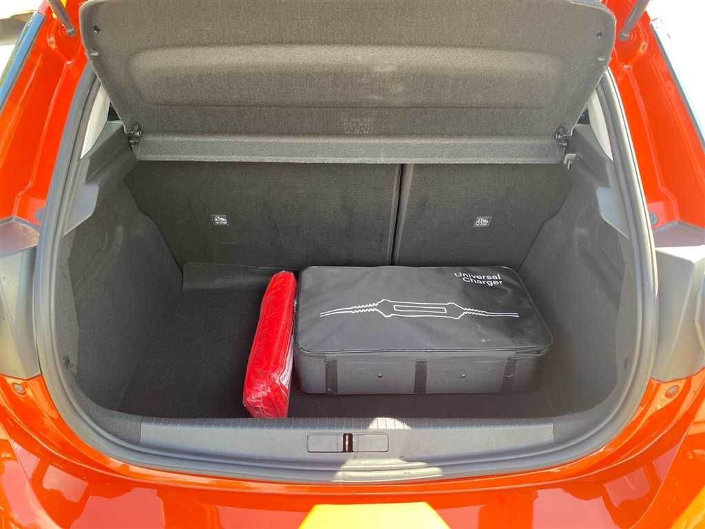 Opel Corsa e - Samsaru's Car Outlet