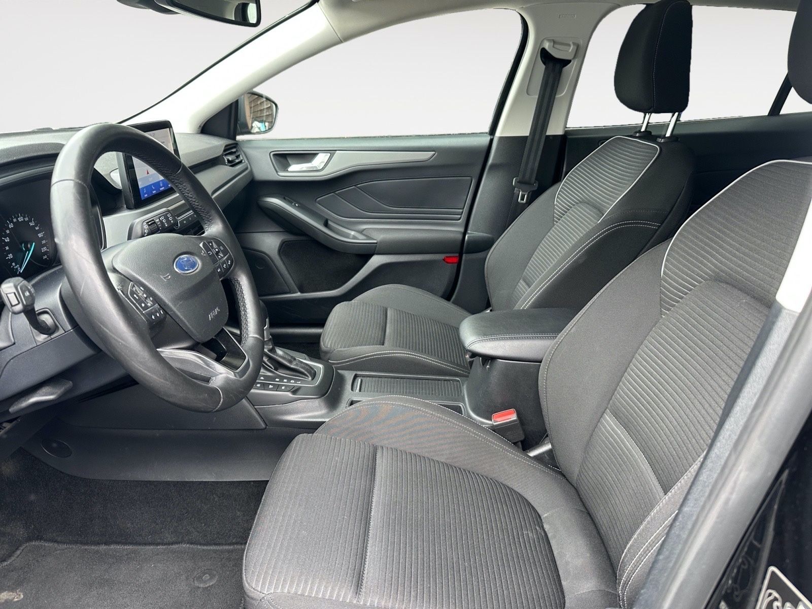 Ford Focus Turnier Titanium - Samsaru's Car Outlet
