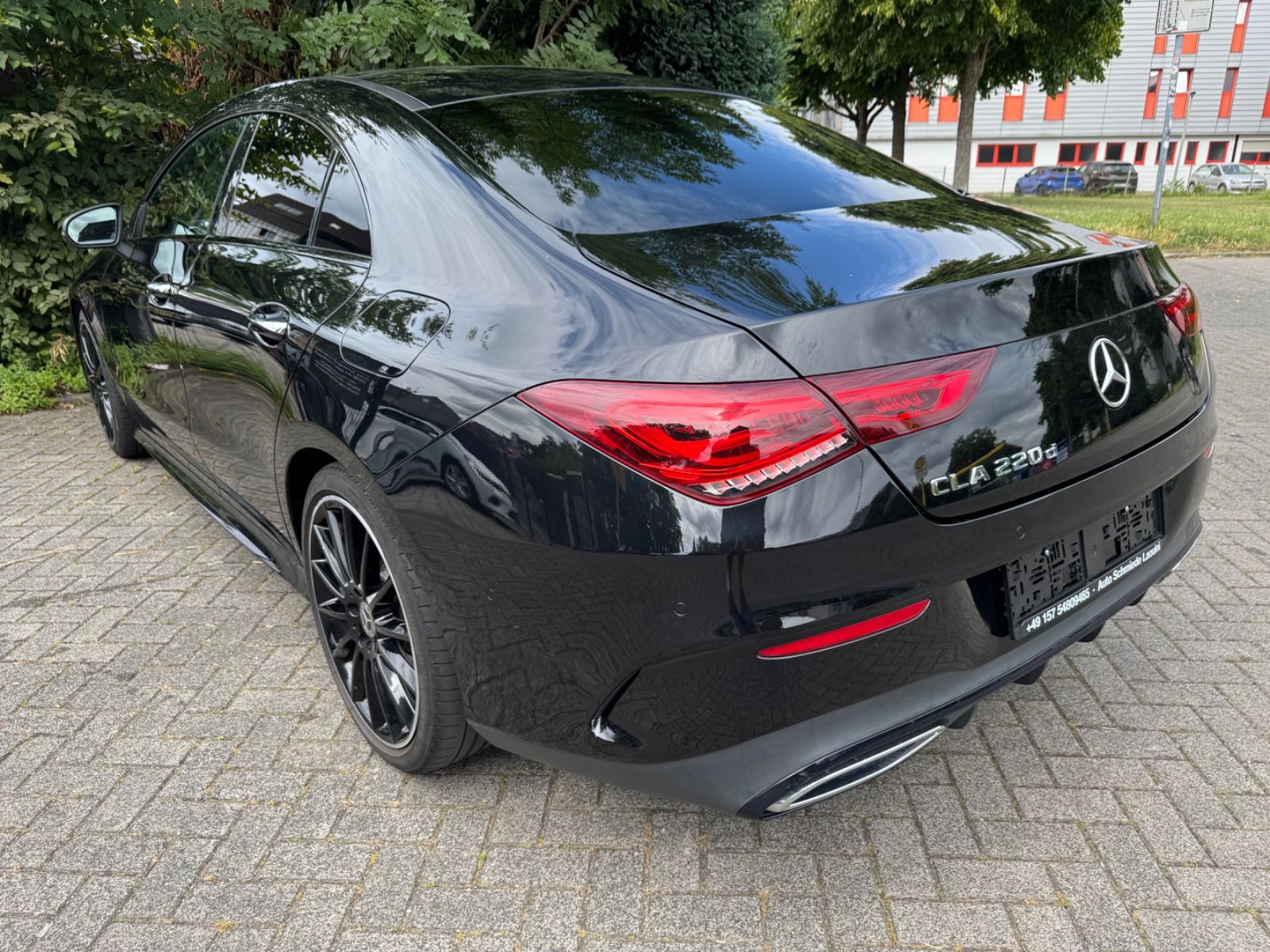 Mercedes-Benz CLA 220 d AMG Line - Samsaru's Car Outlet