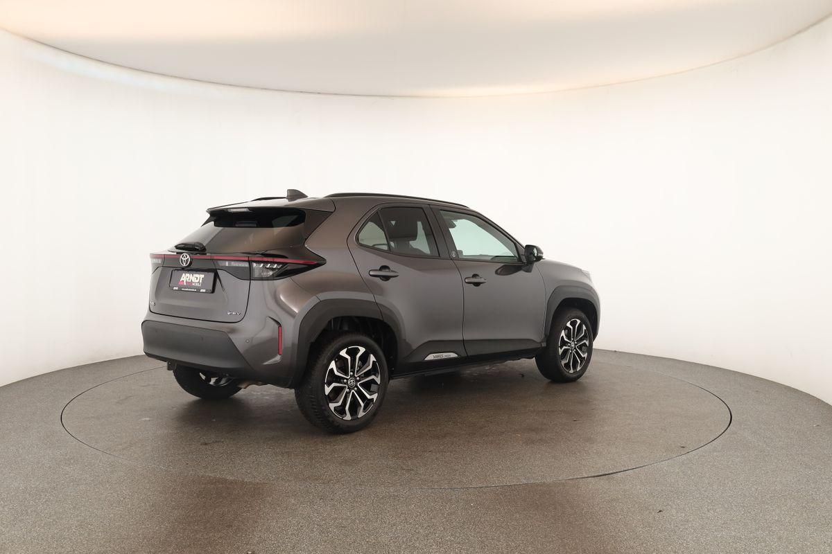 Toyota Yaris Cross CVT Team D LED Navi SHZ iACC Kam 17"