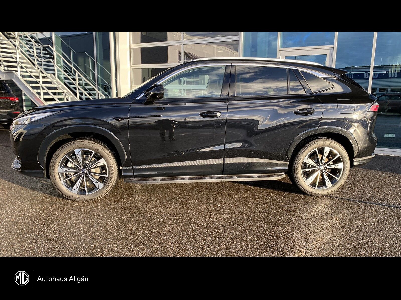 MG HS PHEV Luxury 360°+SHZ+LED+NAVI+CAR PLAY