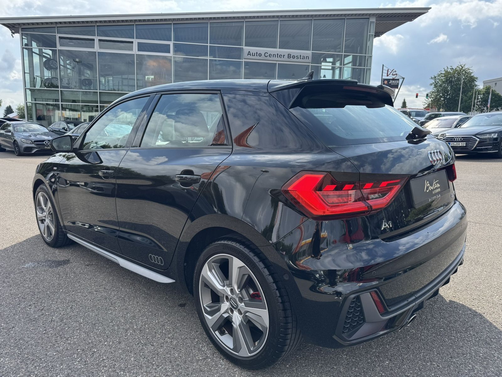 Audi A1 40 TFSI S-Line - Samsaru's Car Outlet