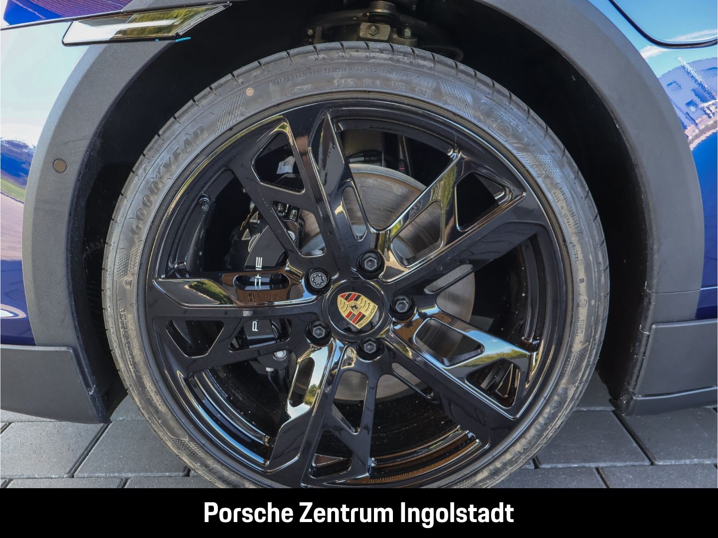 Porsche Taycan 4 Cross Turismo, Sport Chrono, SH 4x, Pan