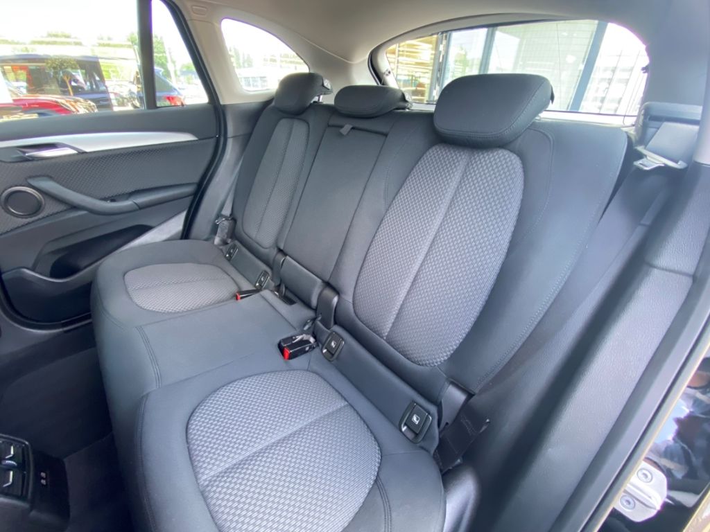 BMW X1 xDrive 25 e Advantage - Samsaru's Car Outlet