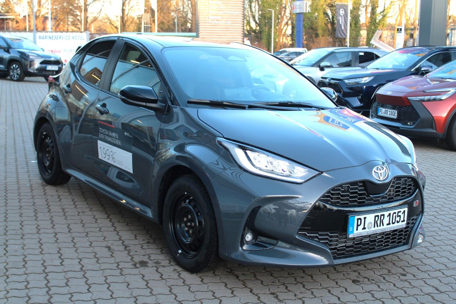Toyota Yaris Hybrid GR Sport*LED*PDC*KAMERA*HEAD-UP*JBL