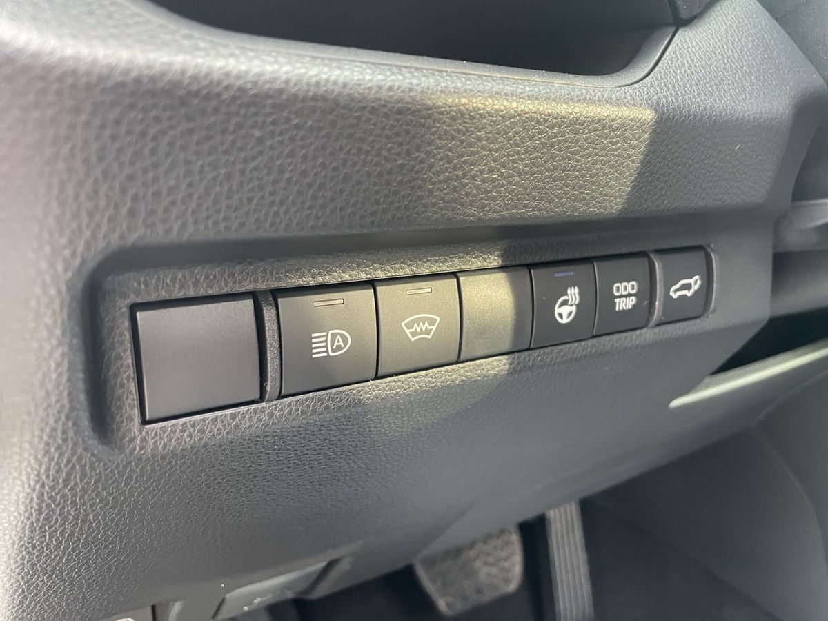 Toyota RAV4 2.5 Hybrid Team D *2xPDC*ACC*BLIS*LED*SHZ*