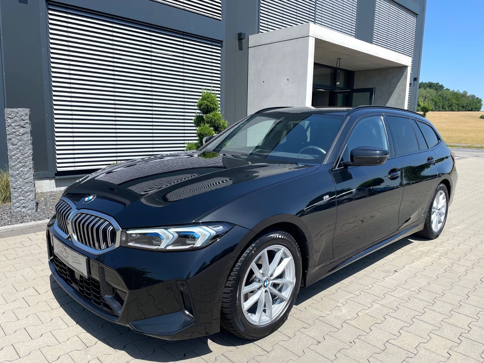 BMW 320i Aut. Touring M Sport/AHK/Head-Up/Adapt.LED