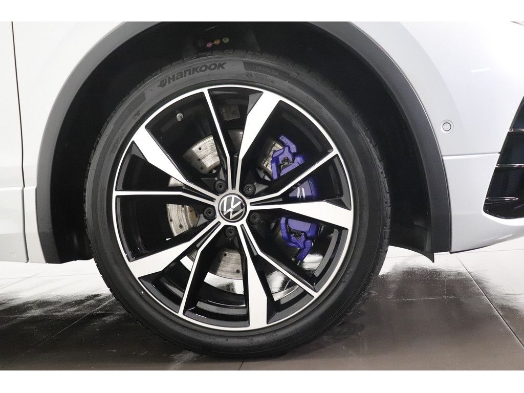 Volkswagen Tiguan R 2.0 TSI 4Motion #HARMAN #Matrix #Panora