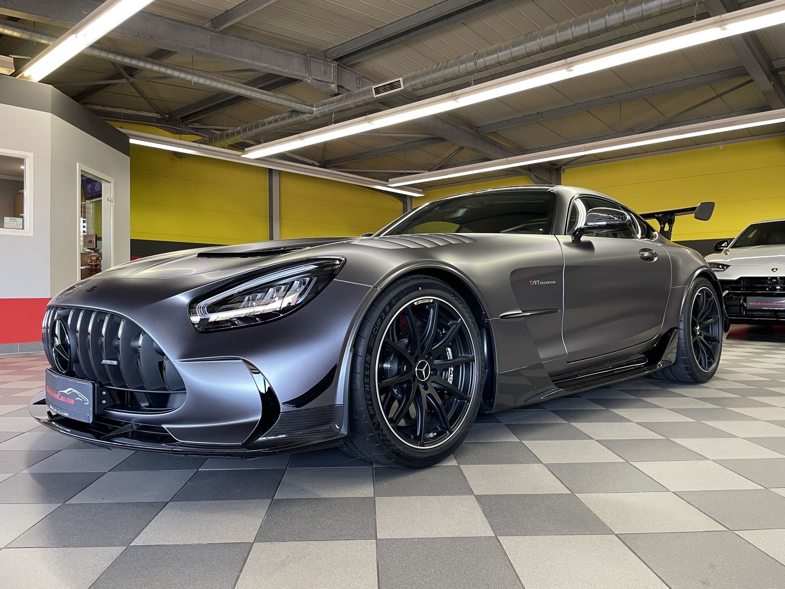 Mercedes-Benz AMG GT Black Series - Samsaru's Car Outlet