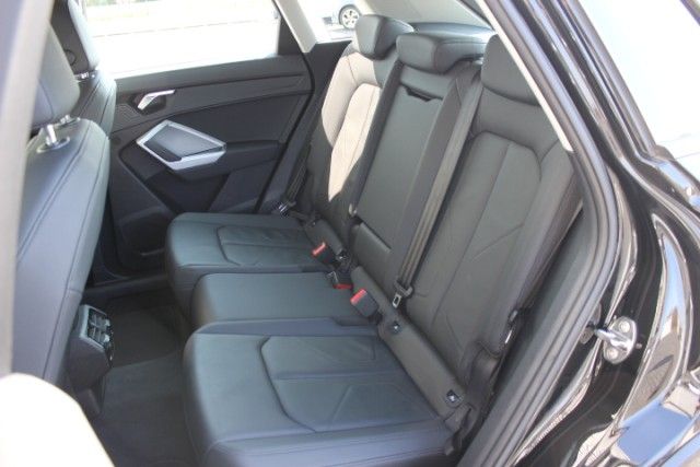 Audi Q3 35 TDI quattro S tronic - Samsaru's Car Outlet