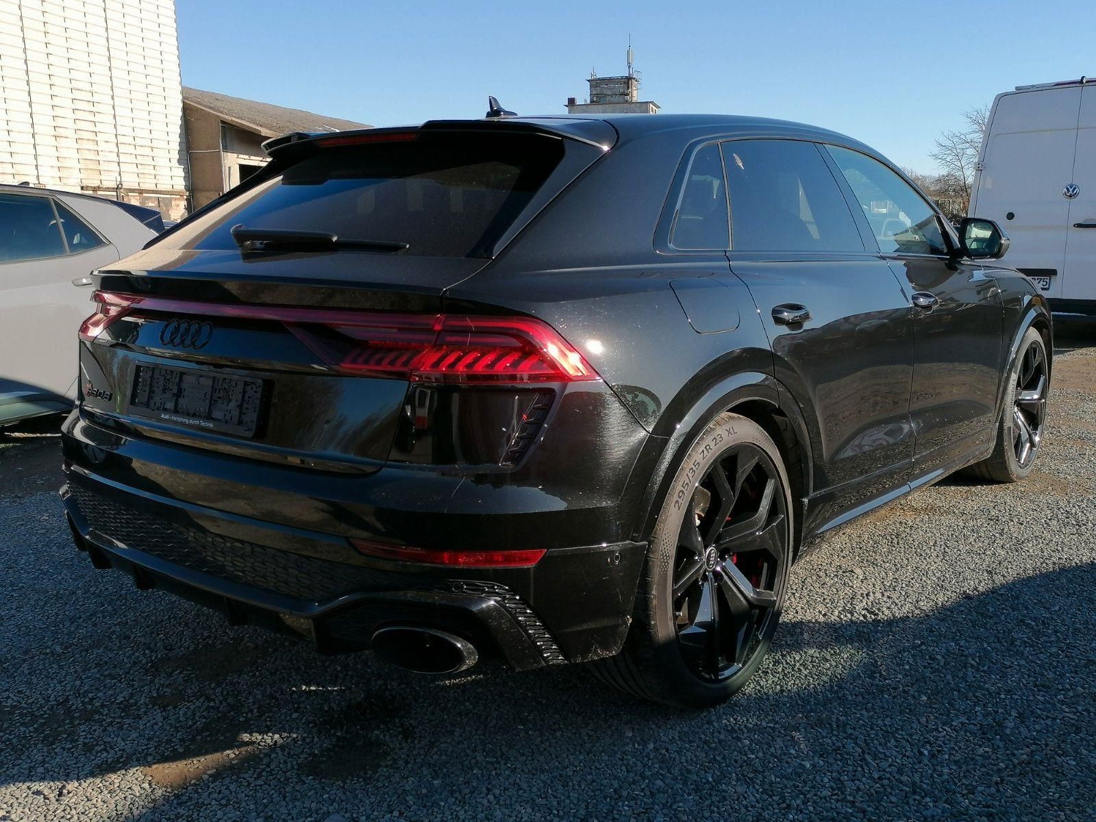 Audi RS Q8 4.0 TFSI quattro/PANO/MATRIX/STANDHZG/AHK