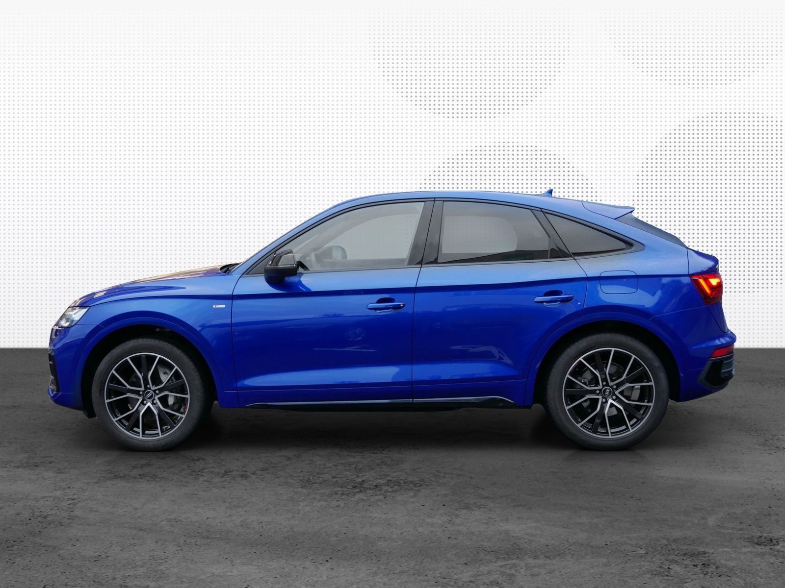 Audi Q5 Sportback 55 TFSIe qu. S line - Samsaru's Car Outlet