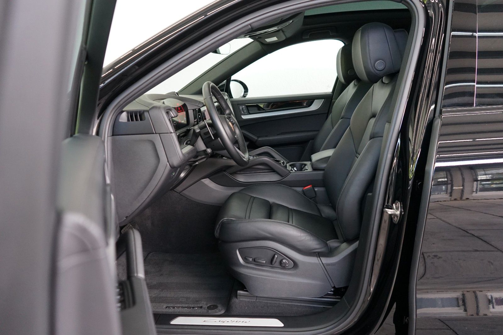 Porsche Cayenne Coupe E-Hybrid*LUFT/BOSE/InnoDr/360°/22z