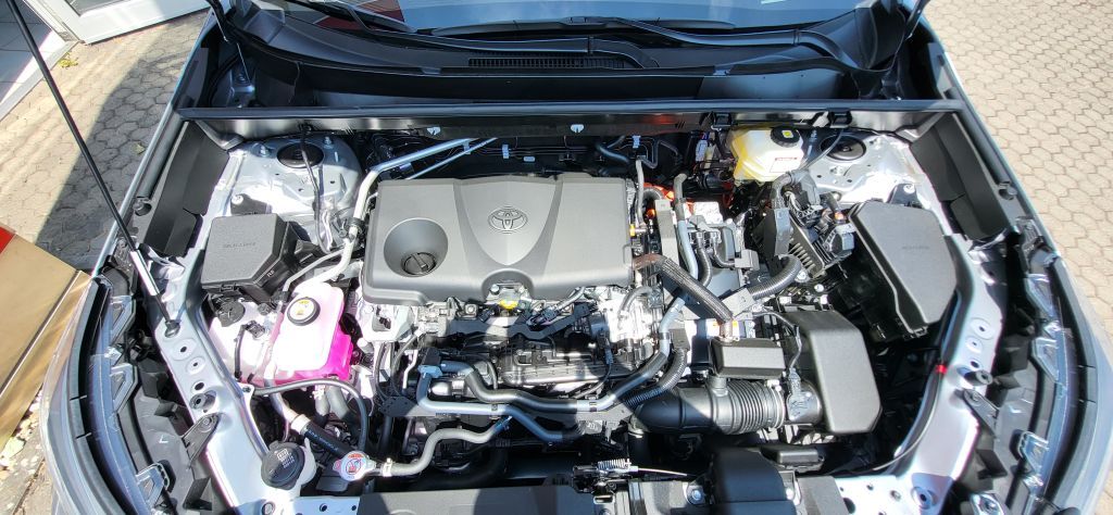 Toyota RAV 4 2.5 4x2 Hybrid - Samsaru's Car Outlet