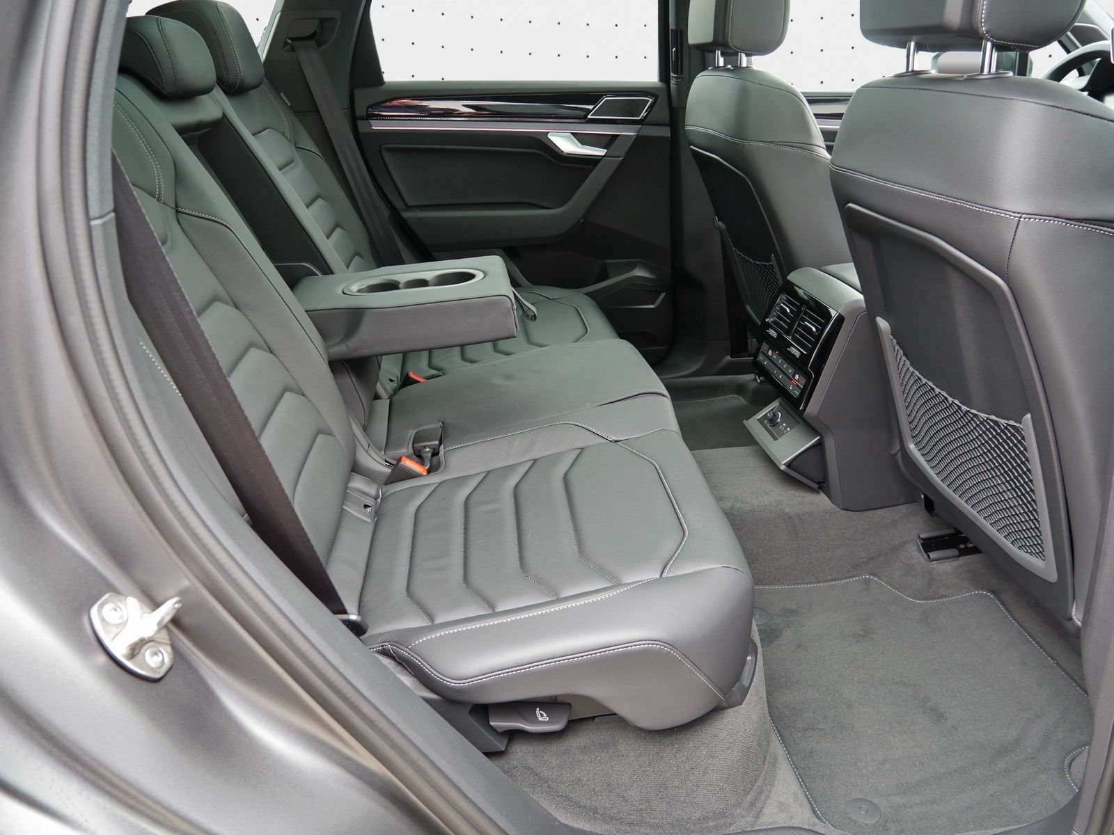 Volkswagen Touareg R-Line Final Edition V6 |AHK|PANO|STAND|