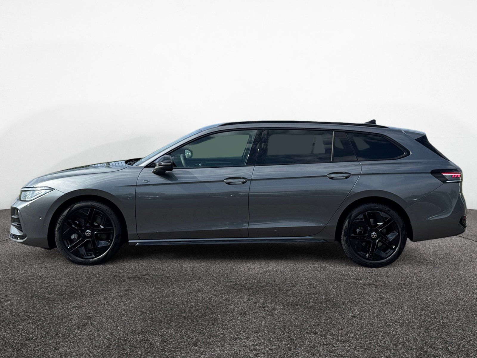 Volkswagen Passat Variant R-Line TDI DSG 4Motion|AHK|NAVI|A