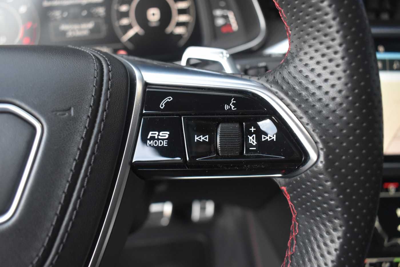 Audi RS6 V8 TFSI Quattro pano Rear axle B&O HUD Matri