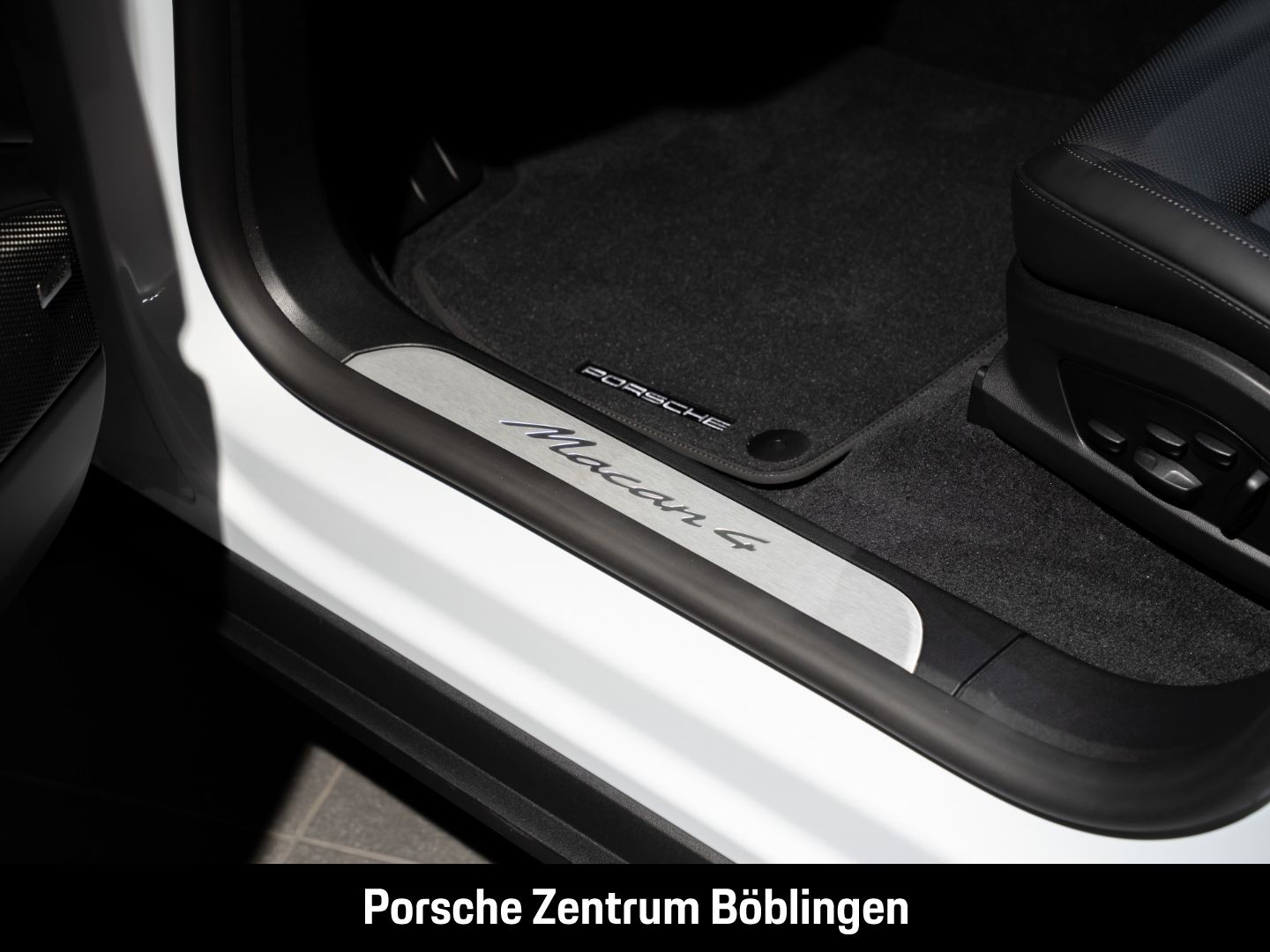 Porsche Macan 4 InnoDrive HeadUp LEDmatrix Panorama BOSE