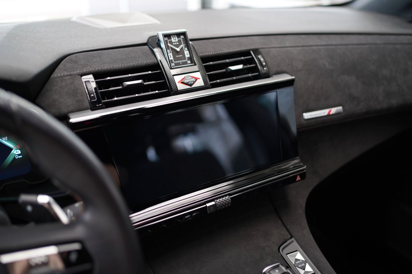 DS Automobiles DS7 Crossback E-Tense 4x4 300 Anhängerkupplung