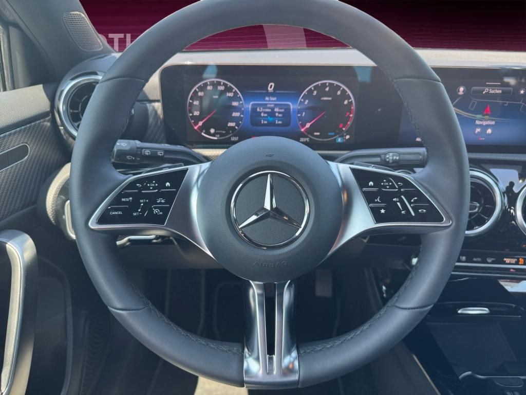 Mercedes-Benz A 180 7G-DCT Progressive - Samsaru's Car Outlet