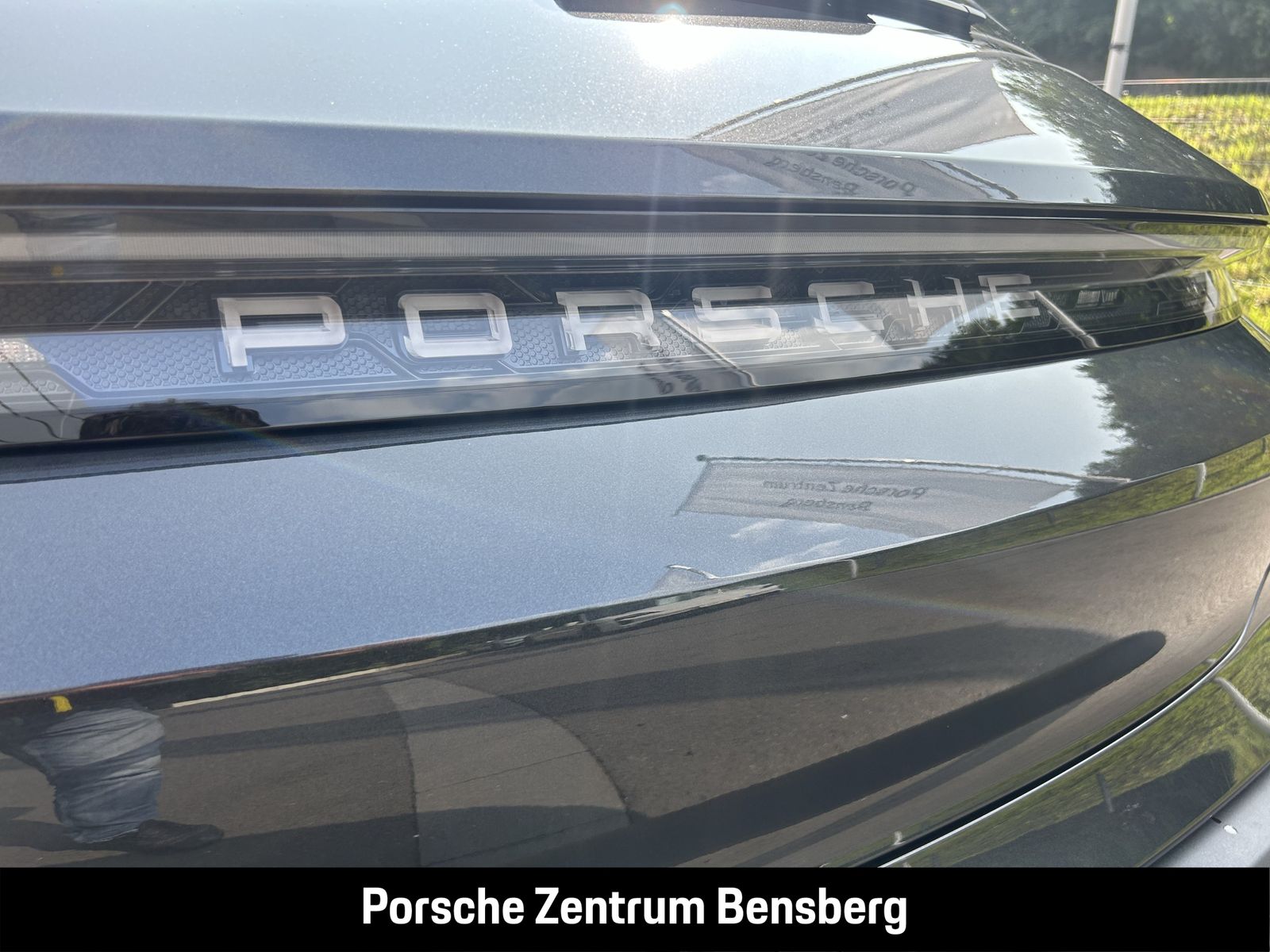 Porsche Taycan 4 Cross Turismo