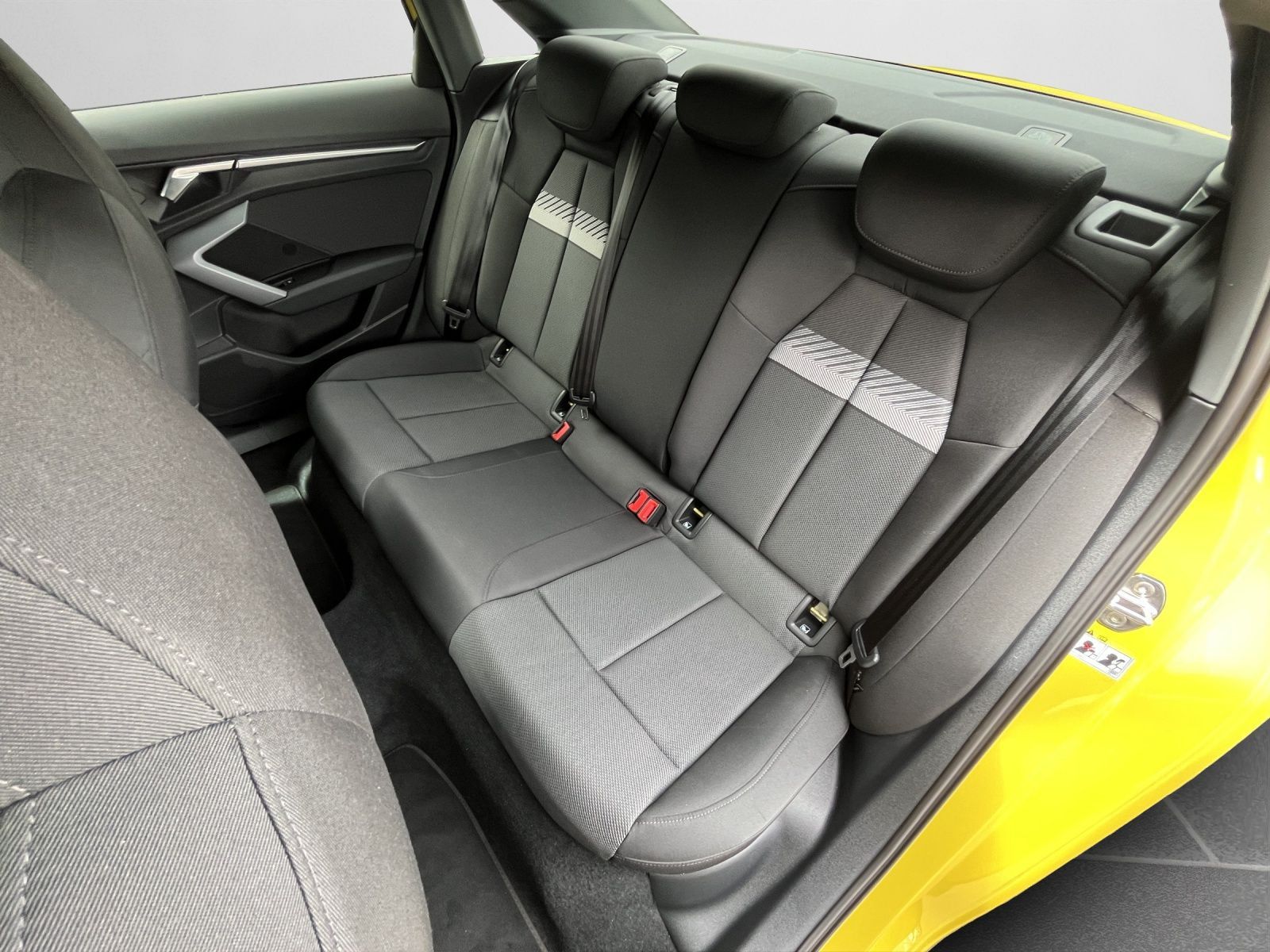Audi A3 Limousine S line 30 TFSI S-TRONIC - Samsaru's Car Outlet