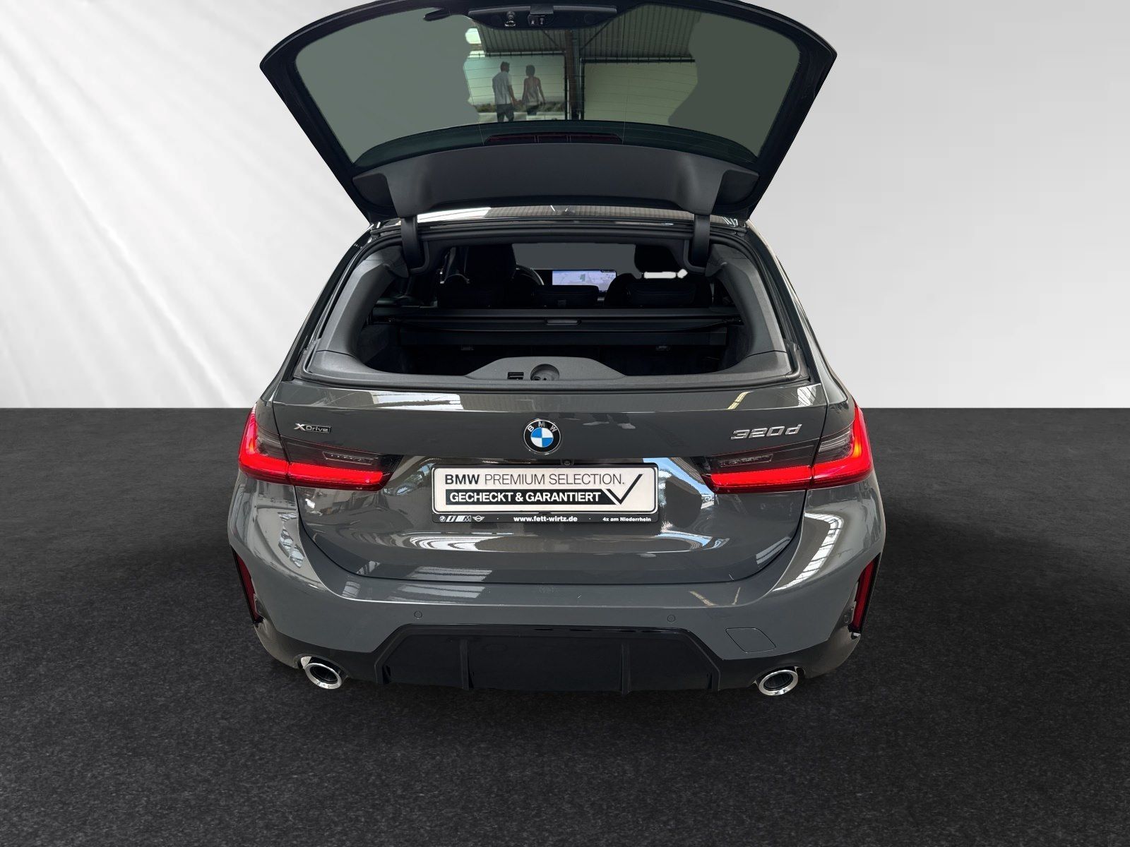BMW 320d xDrive Touring M Sport|AHK|Head-Up|19"LMR
