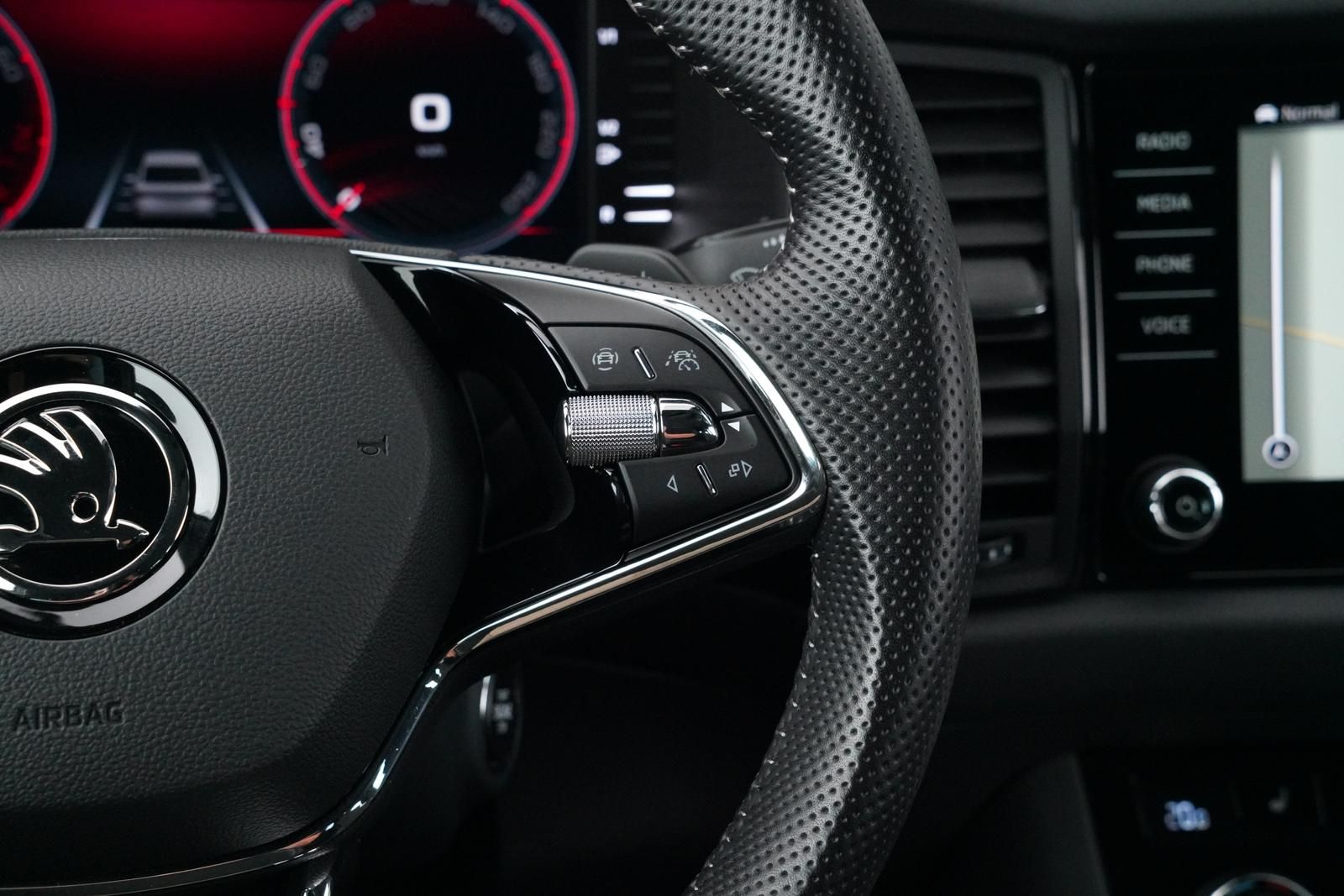 Skoda KODIAQ SPORTLINE 2.0TSI DSG 4x4 ANHÄNGERKUPPLUNG