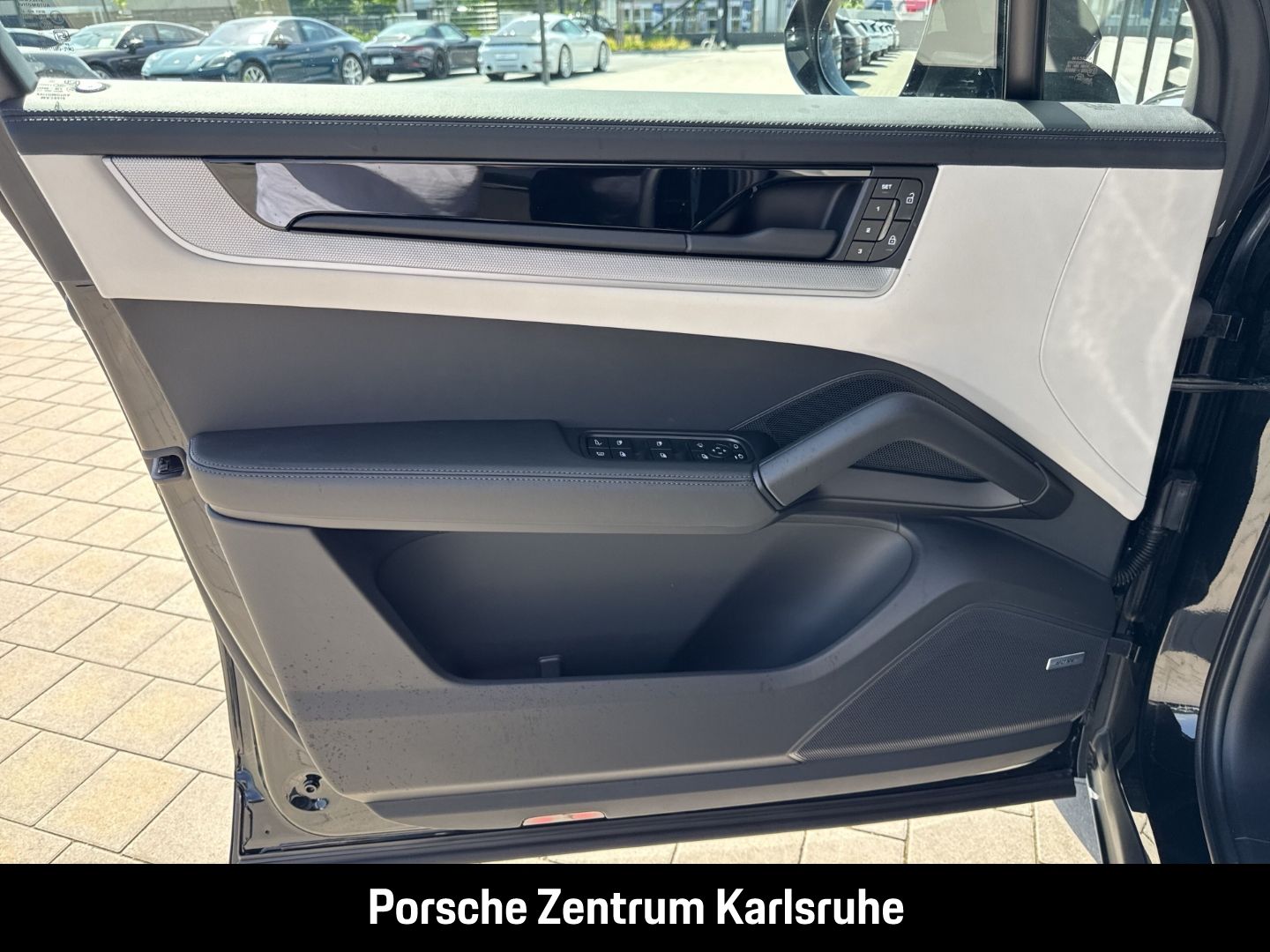 Porsche Cayenne E-Hybrid BOSE Panoramadach InnoDrive