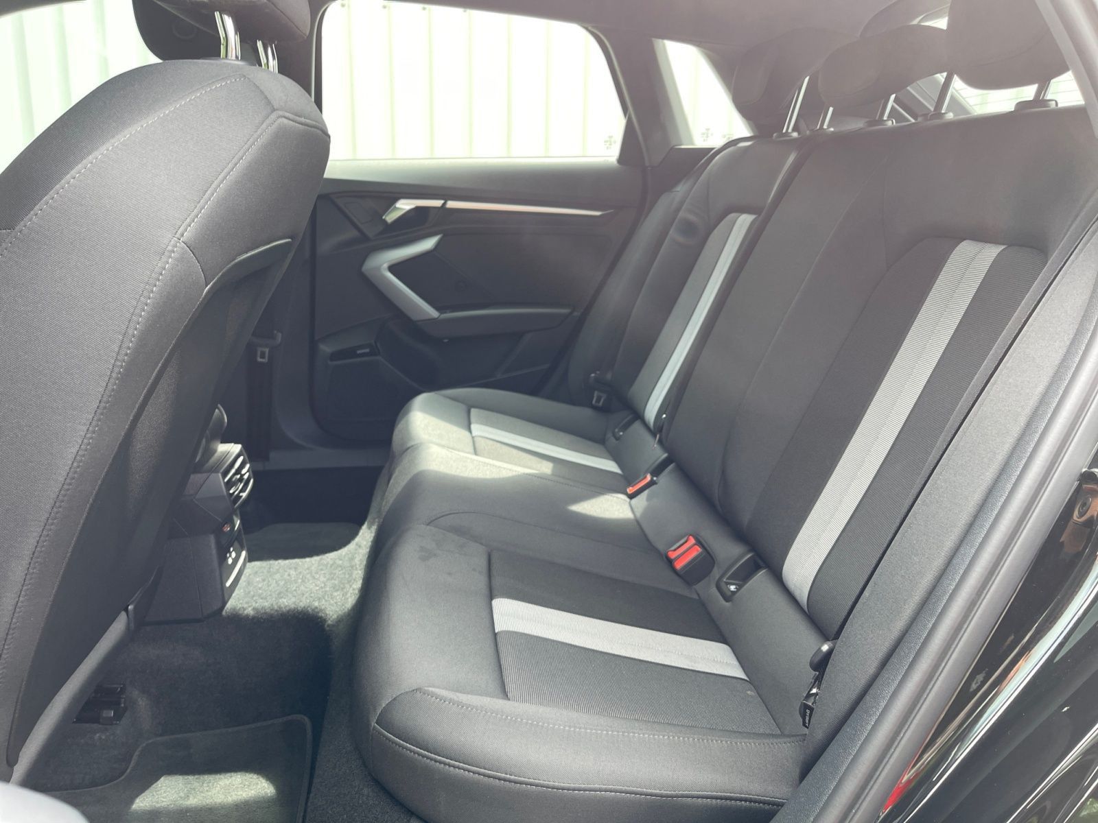 Audi A3 Sportback 35 TDI advanced - Samsaru's Car Outlet